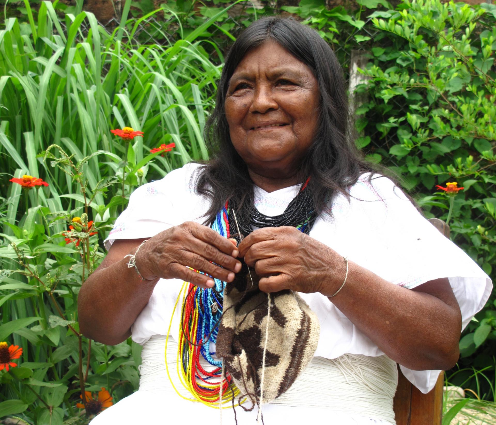 Mama Mochila: Spinning the Futures of the Next Arhuaco Generations ...